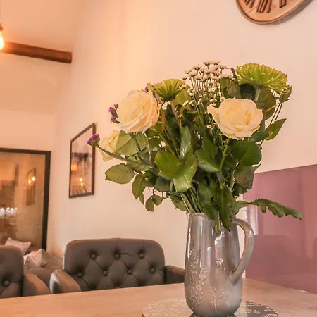 Apartment Flying Scotsman Engine Shed *